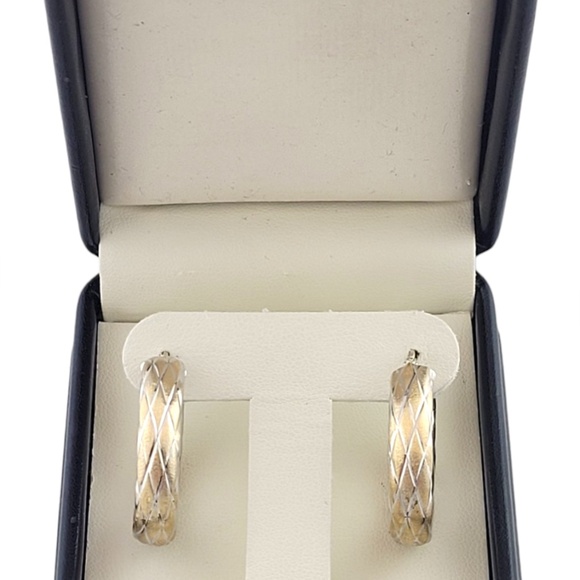 14K White and Yellow Gold Criss Cross Pattern Hoop Earrings #16190 - Picture 6 of 7